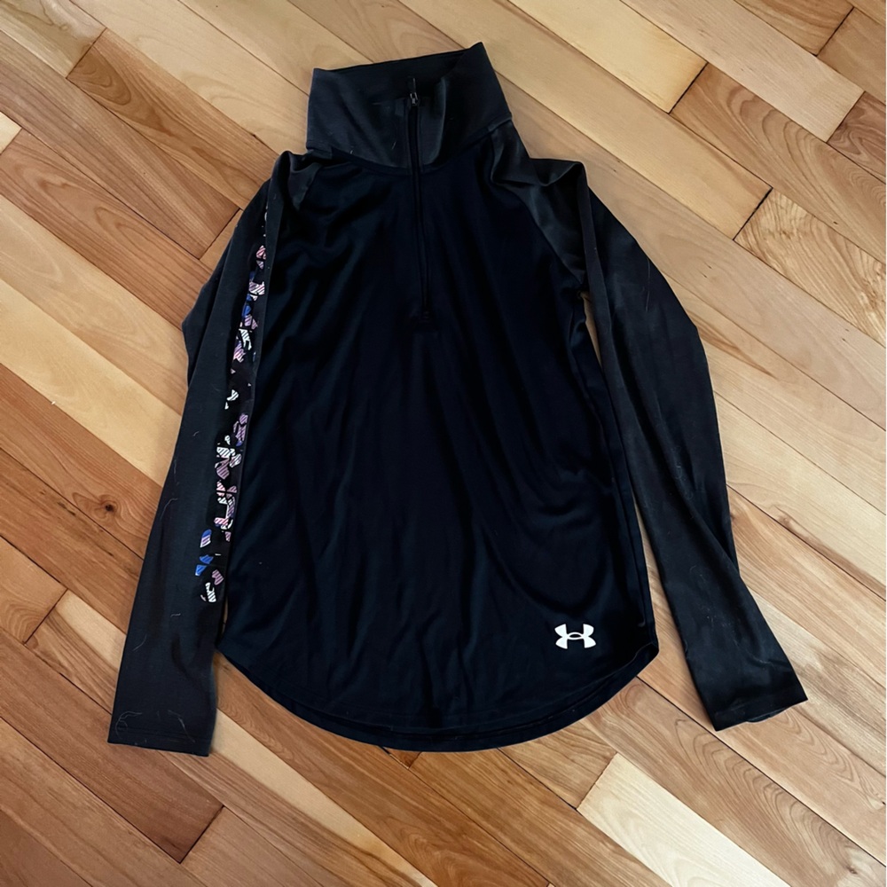 Under Armour Black HeatGear Top